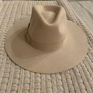 Womens wide brim fedora hat